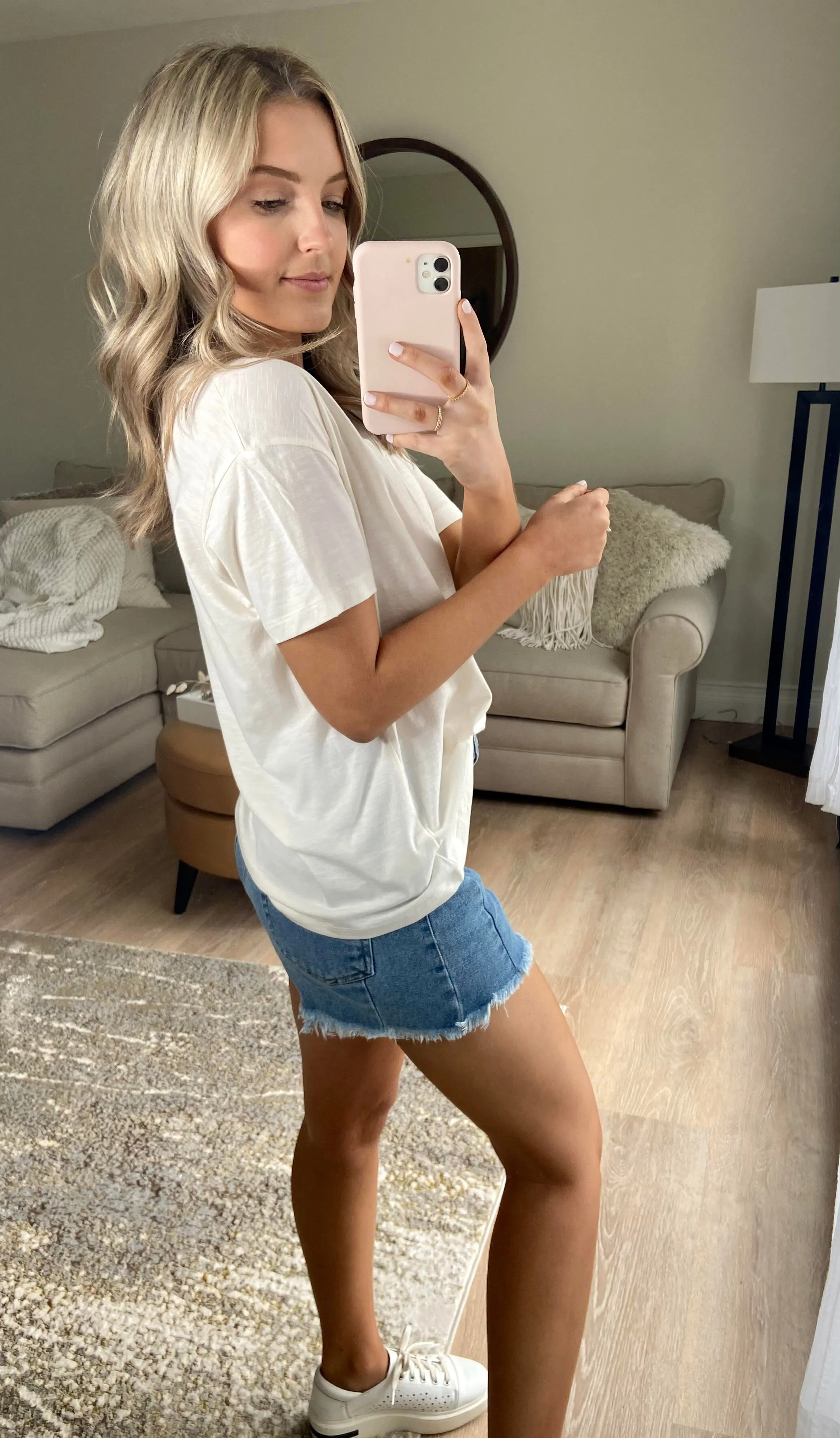 Bailey Basic // Ivory