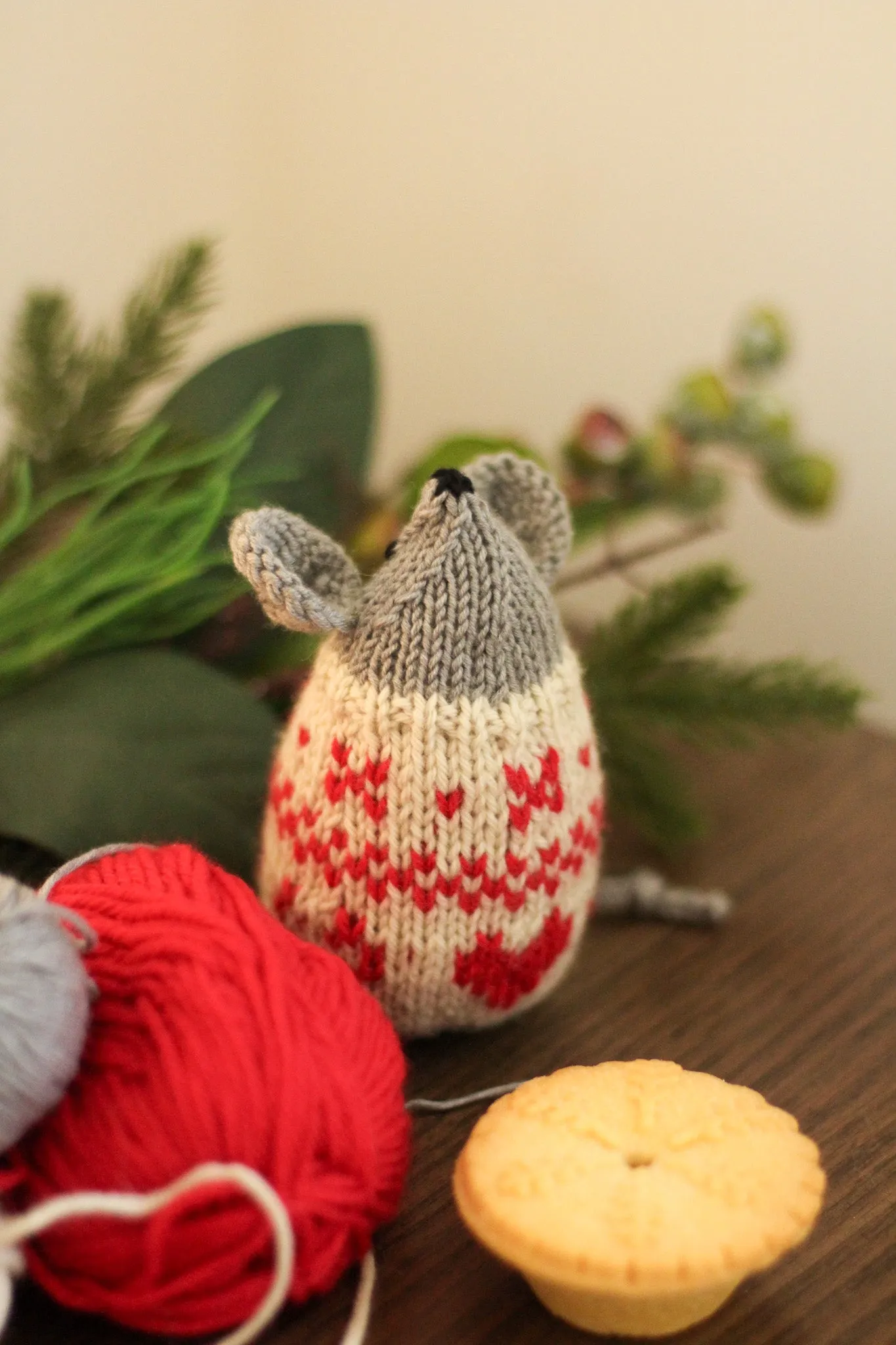 Nordic Christmas Mice | PDF Knitting Pattern