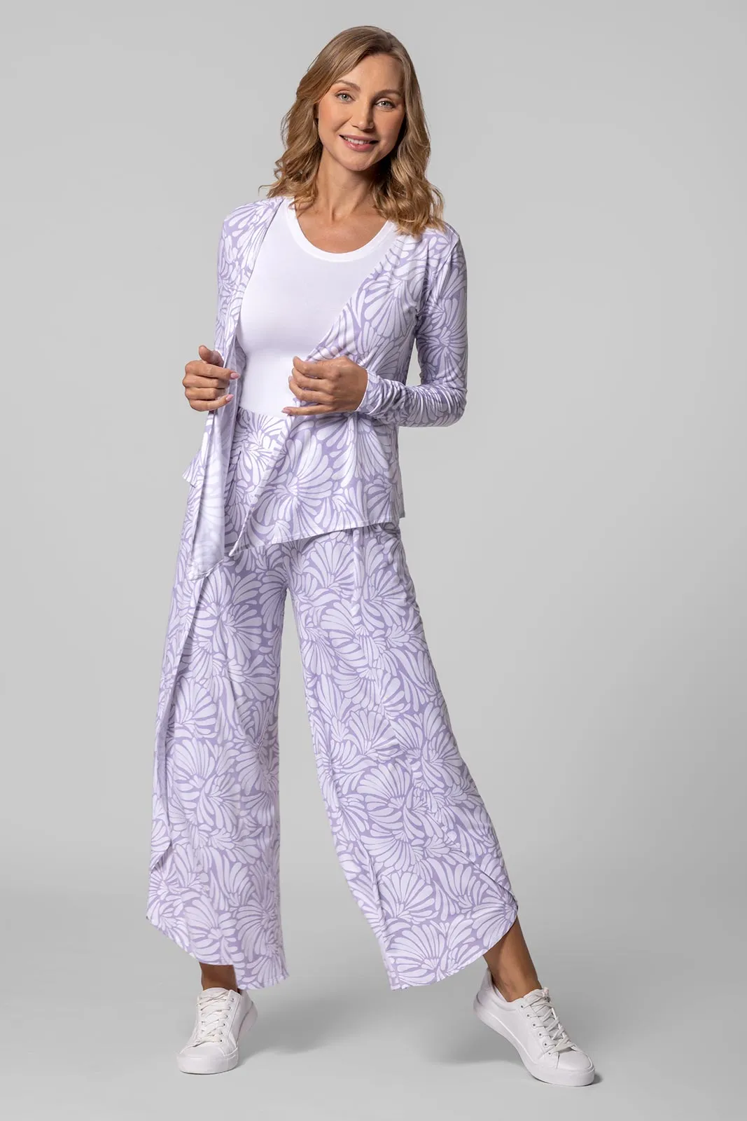 Women's Vrae Everyday Fashion Wrap | Lavendula Sea Fan