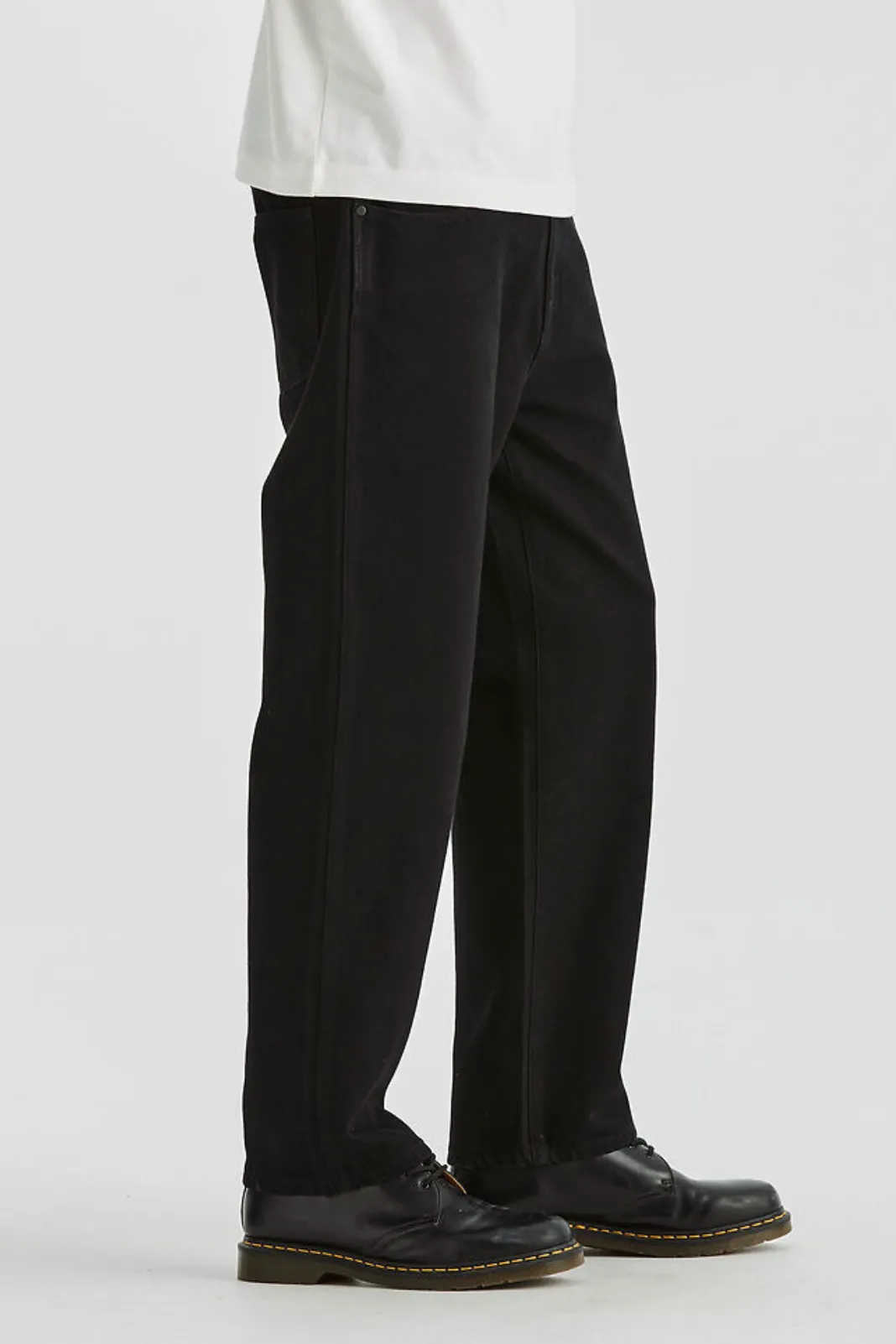 WRANGLER SLACKER RELAXED JEAN - STEELE BLACK